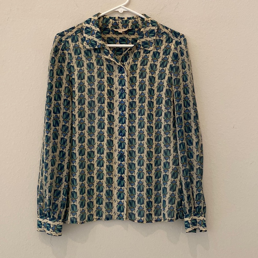 Tory Burch Silk Blouse with Scarobs. Will with Lining in the body. Size 2.